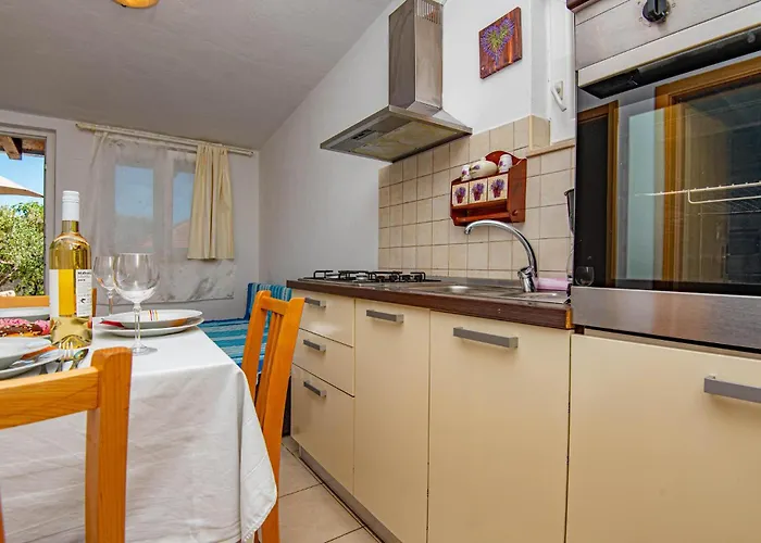 Stunning In * Brodarica (Sibenik-Knin)