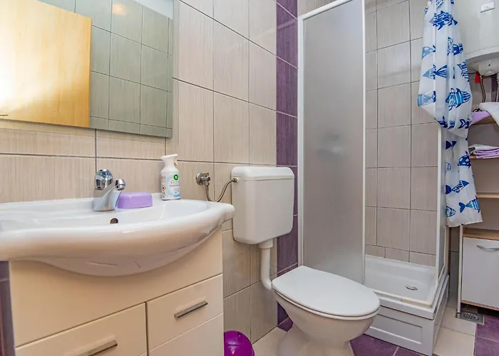 Apartment Stunning In Brodarica (Sibenik-Knin)